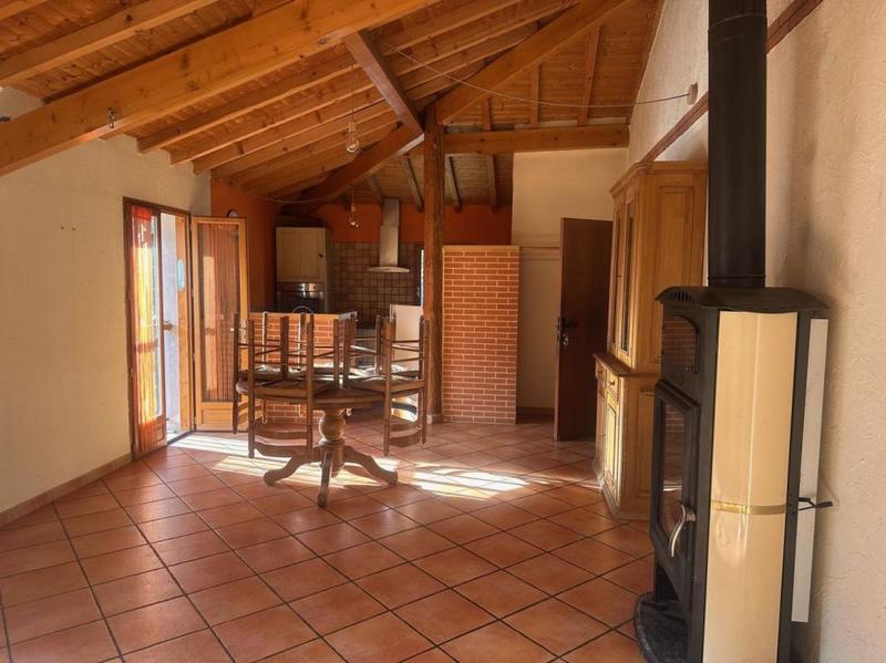 Maison - 93 m² - 4 pièces