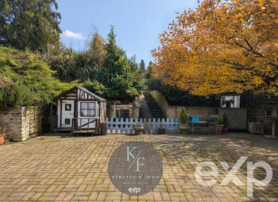 Maison ancienne - 170 m² - 8 pièces