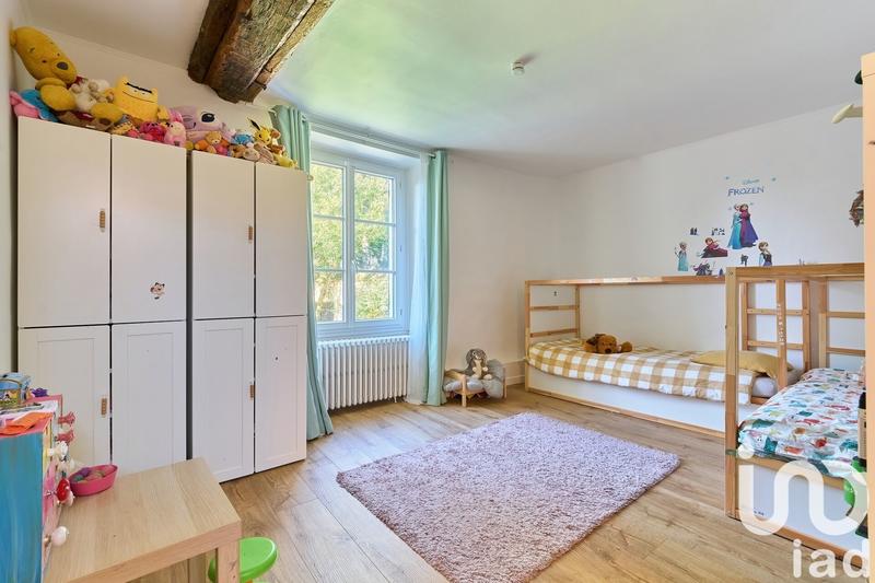 Maison - 196 m² - 7 pièces