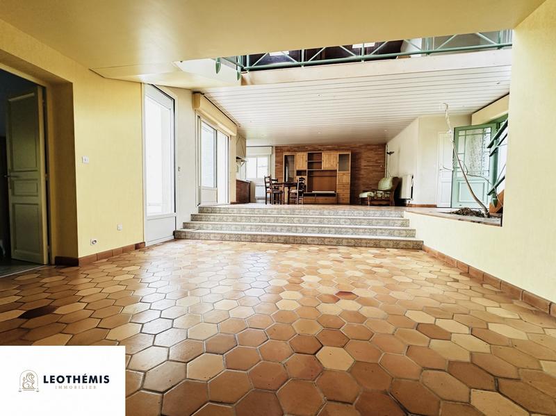 Maison - 188 m² - 5 pièces