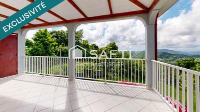 Maison - 200 m² - 6 pièces