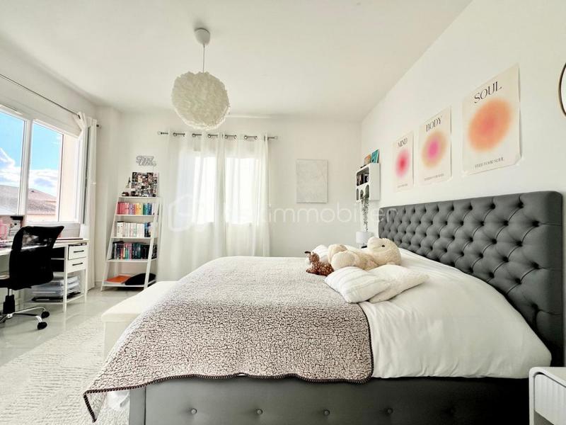 Villa - 140 m² - 5 pièces