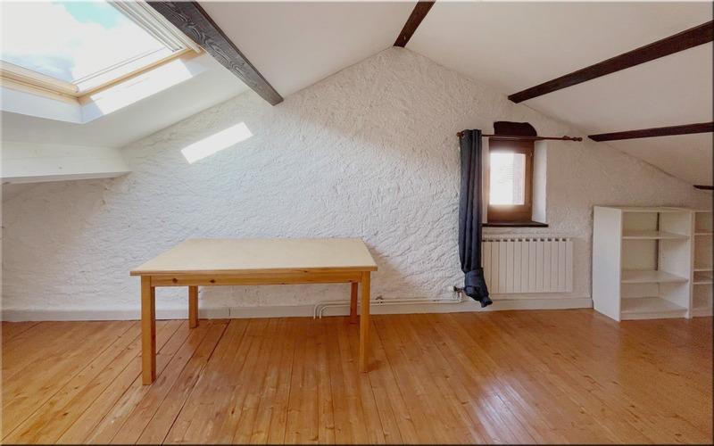 Maison en pierre - 240 m² - 6 pièces