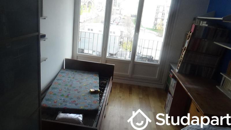 Chambre - 10 m² - 1 pièce