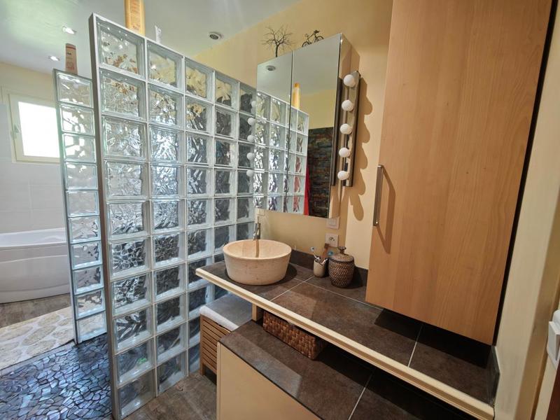 Maison - 147 m² - 7 pièces