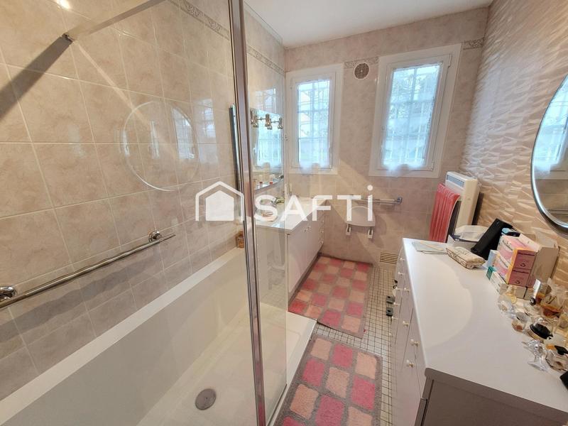 Maison - 192 m² - 11 pièces