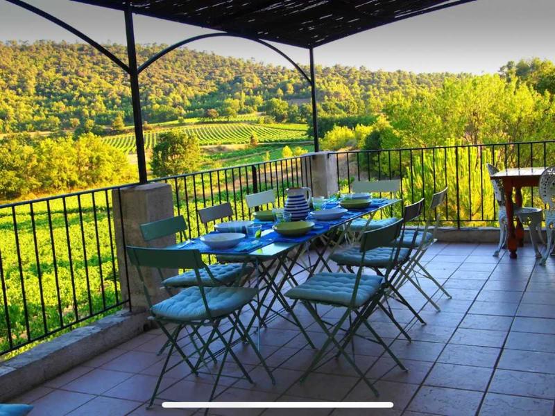 Maison - 180 m² - 8 pièces