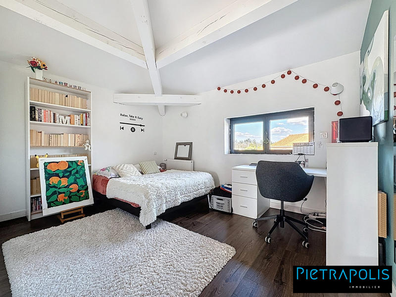 Maison contemporaine - 322 m² - 8 pièces