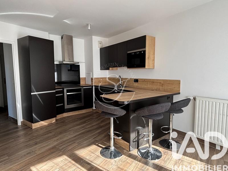 Appartement - 65 m² - 3 pièces