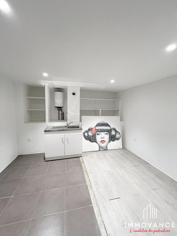 Local commercial - 101 m²