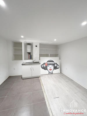 Local commercial - 101 m²