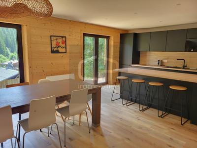 Appartement ancien - 115 m² - 7 pièces