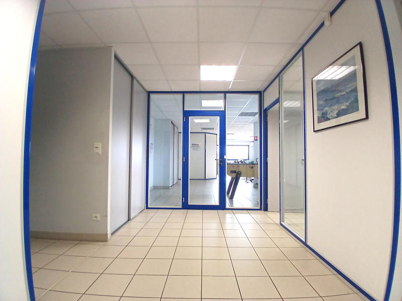 Bureau - 317 m²