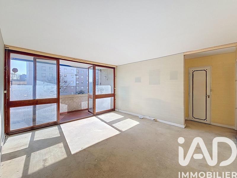 Appartement - 93 m² - 5 pièces