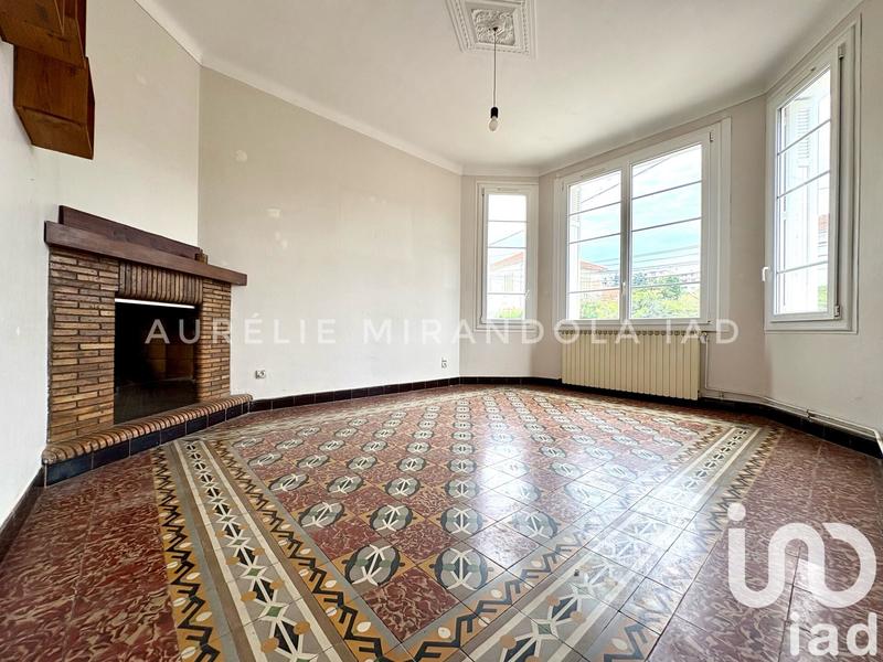 Maison - 94 m² - 5 pièces