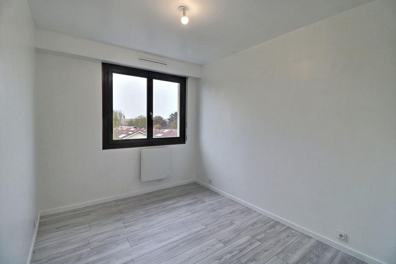 Appartement - 79 m² - 4 pièces