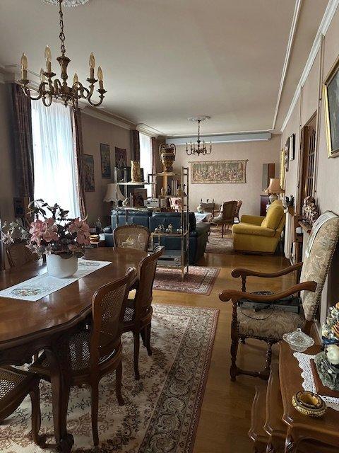 Immeuble - 562 m² - 23 pièces