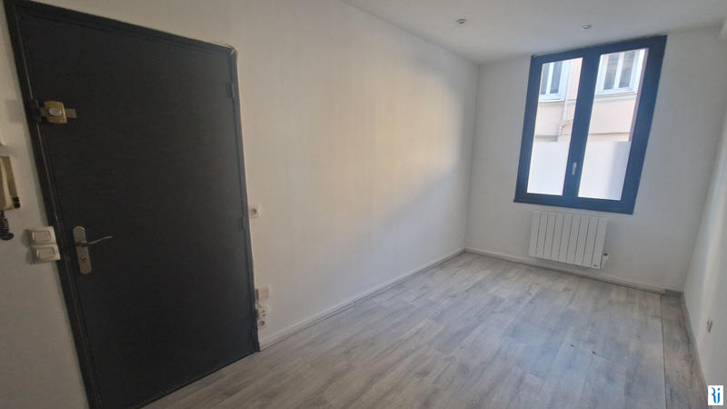 Appartement - 15 m² - 1 pièce
