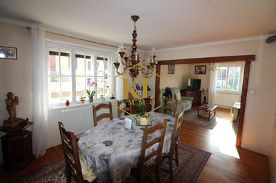 Maison - 92 m² - 5 pièces