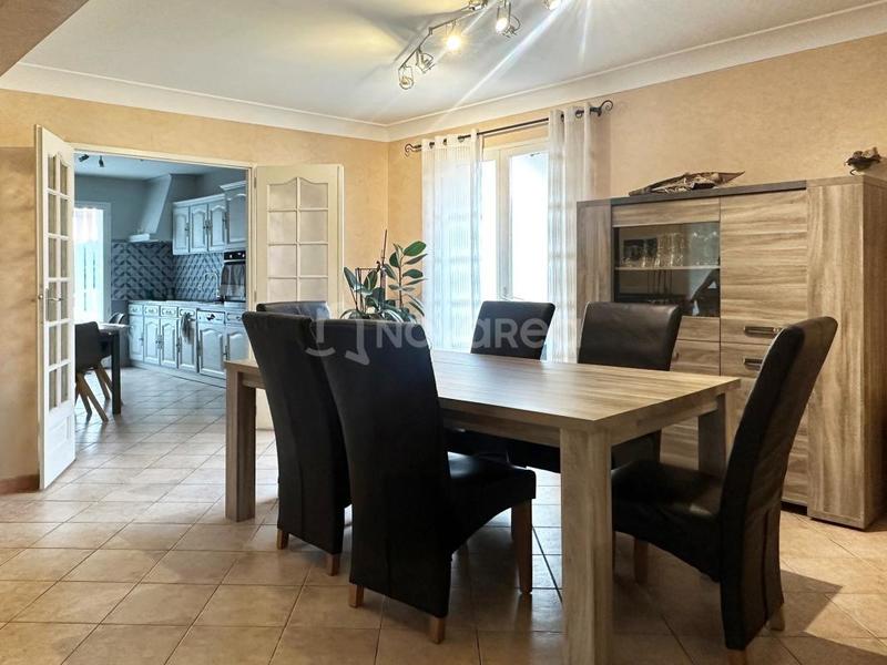 Maison - 140 m² - 6 pièces