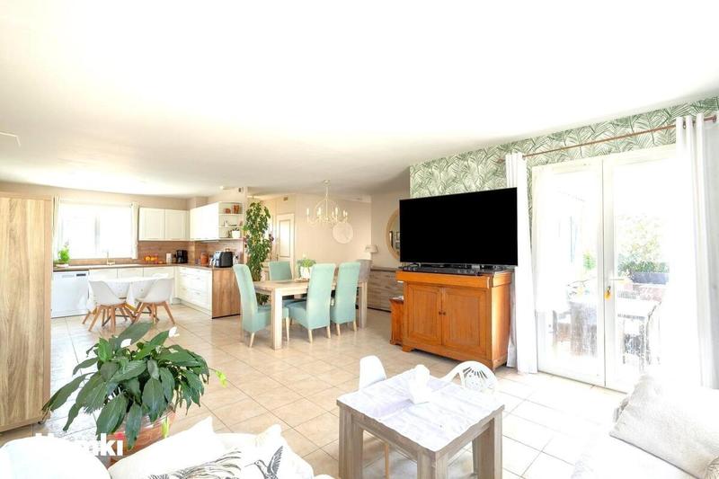 Maison - 90 m² - 4 pièces