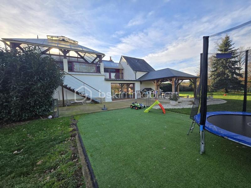 Maison en pierre - 201 m² - 5 pièces