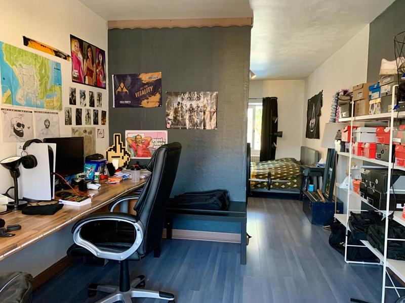 Maison - 215 m² - 7 pièces