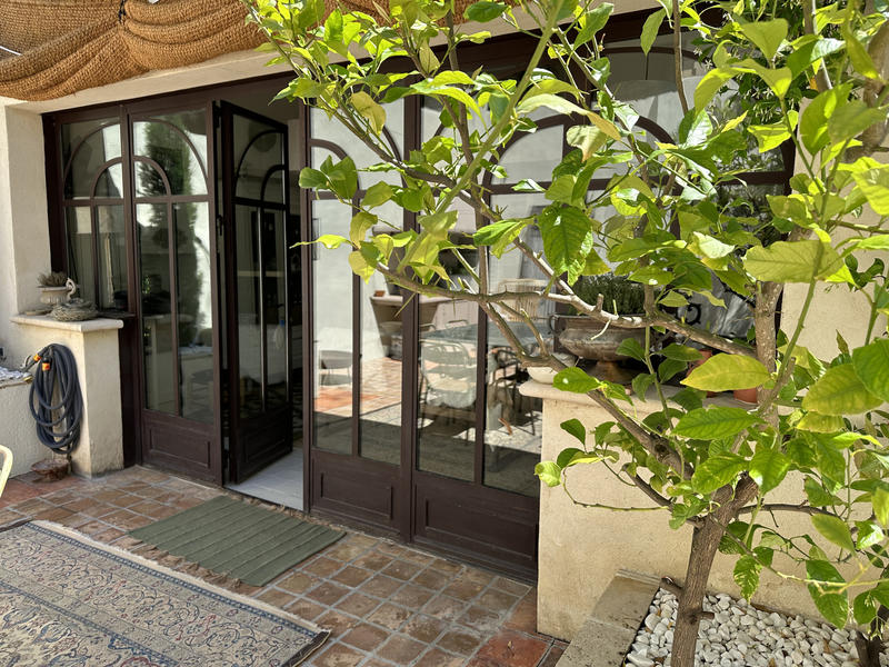 Maison - 295 m² - 10 pièces