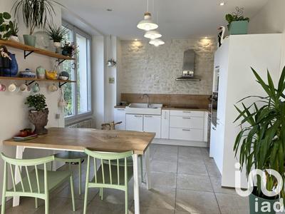 Maison de ville - 217 m² - 7 pièces
