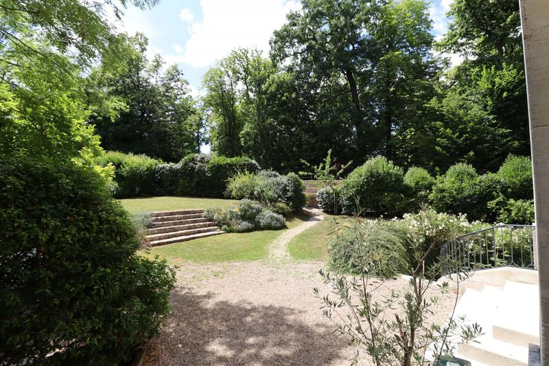 Maison ancienne - 232 m² - 8 pièces