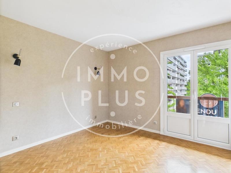 Appartement - 92 m² - 3 pièces