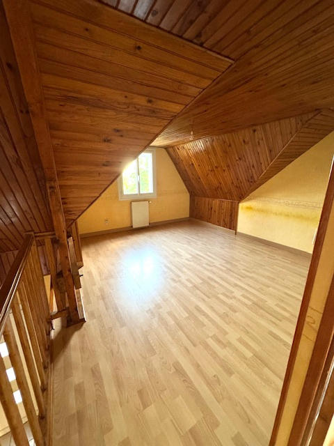 Château - 144 m² - 7 pièces