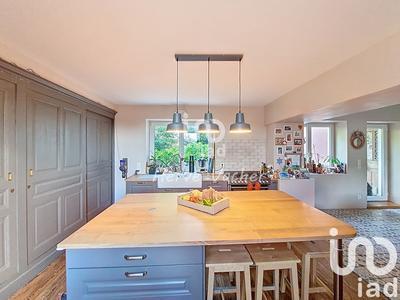 Maison - 212 m² - 7 pièces