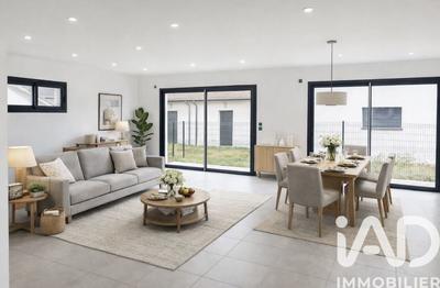 Maison - 117 m² - 4 pièces