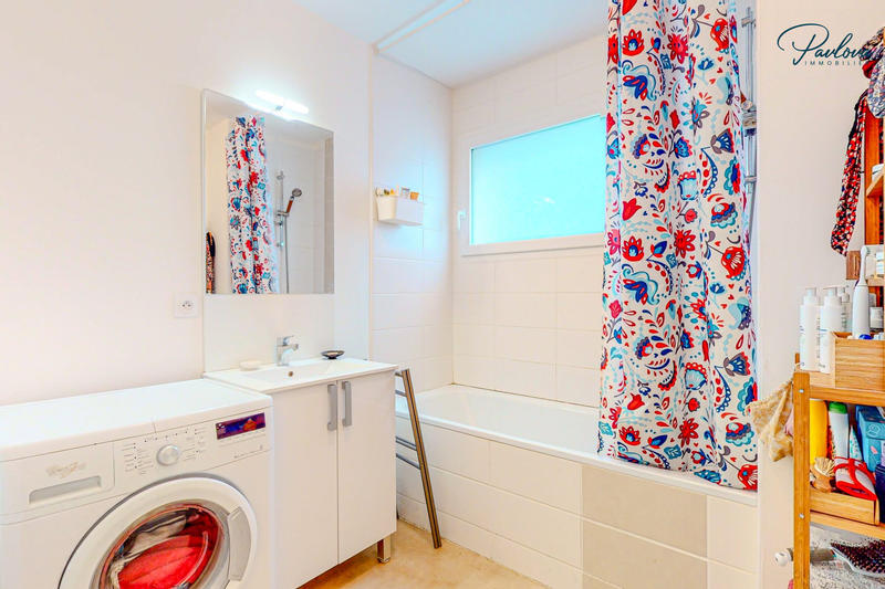 Appartement - 81 m² - 4 pièces