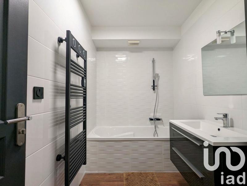 Appartement - 101 m² - 4 pièces