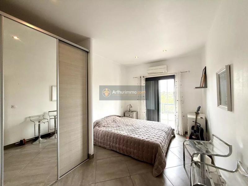 Maison - 175 m² - 7 pièces