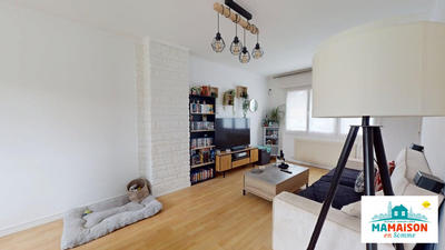 Maison - 90 m² - 4 pièces