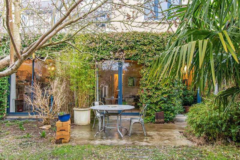 Maison - 235 m² - 9 pièces