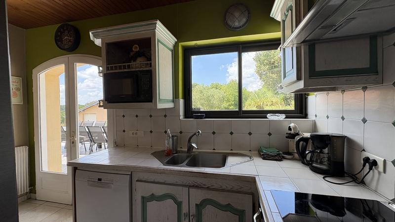 Maison - 180 m² - 7 pièces