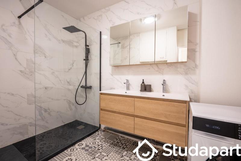 Chambre - 14 m² - 1 pièce