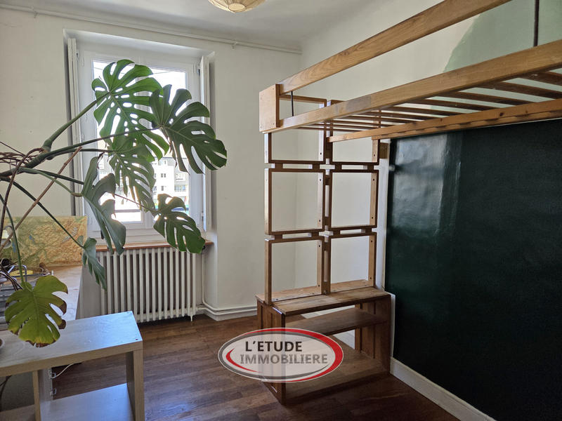 Appartement - 161 m² - 8 pièces