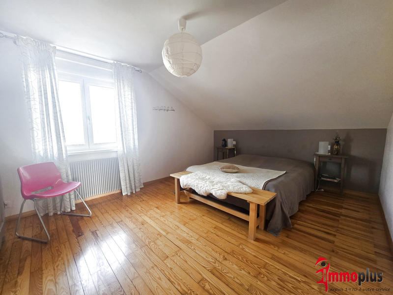 Maison - 137 m² - 7 pièces