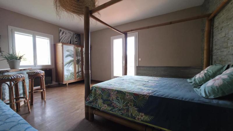 Villa - 385 m² - 12 pièces