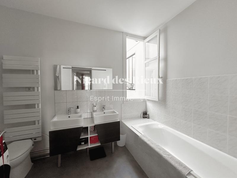 Appartement - 138 m² - 5 pièces