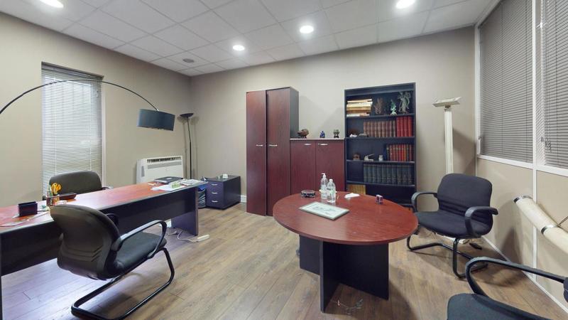 Bureau - 91 m² - 4 pièces