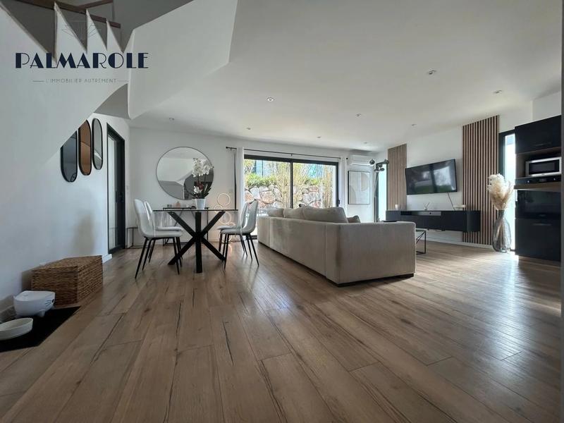 Villa - 100 m² - 4 pièces