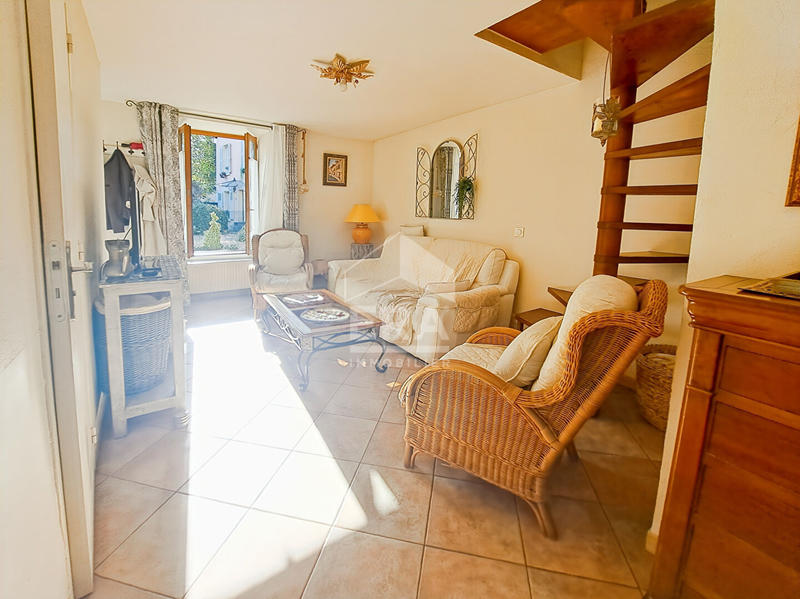 Maison - 96 m² - 4 pièces