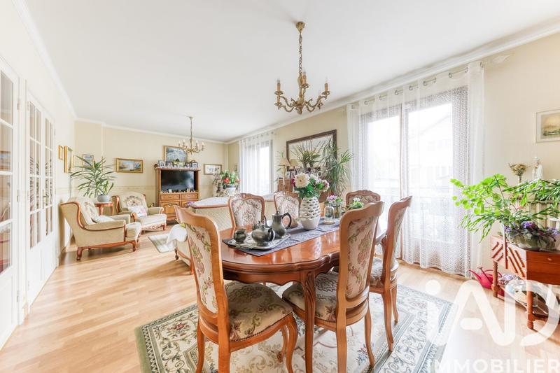 Maison - 120 m² - 6 pièces