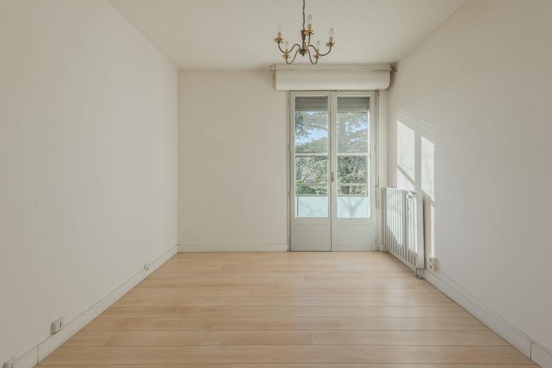 Appartement - 90 m² - 3 pièces